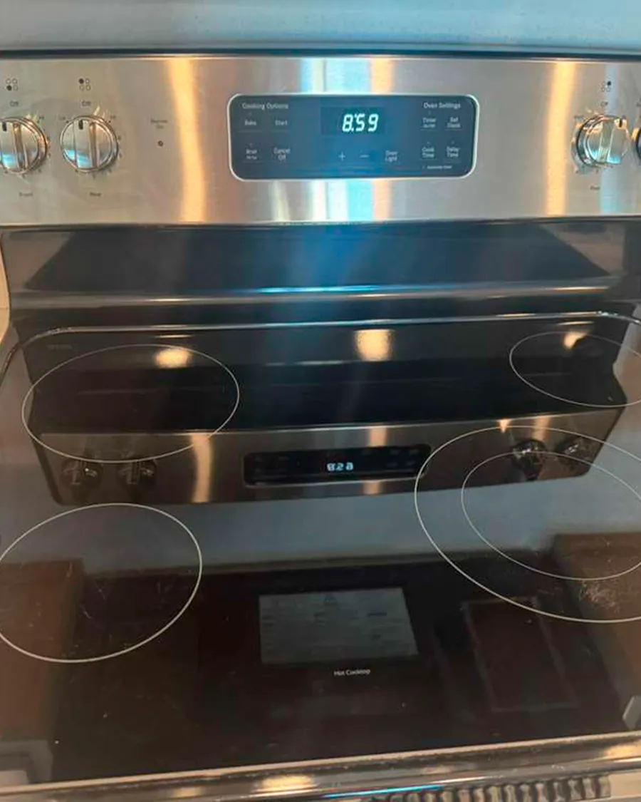 Same stovetop restored after deep cleaning
